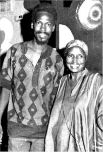 Avec l'Impératrice de la chanson Africaine Miriam Makéba